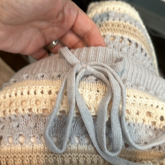 Jessica Simpson Light Blue/Beige Crochet 2 Piece Set.  NWT Size Medium (Both) - Picture 6 of 13